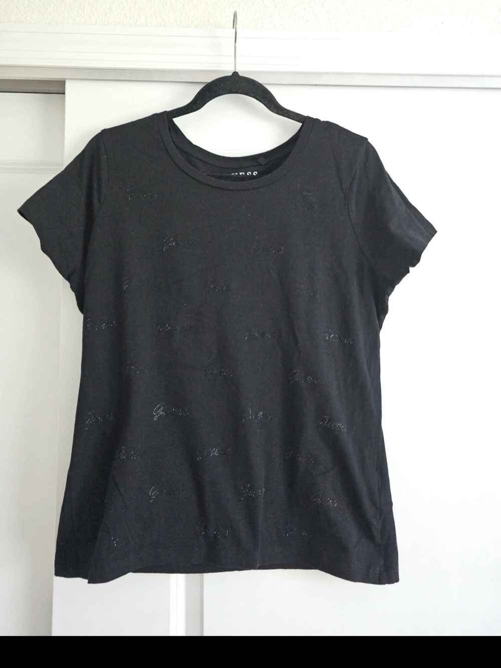 Guess Black Short Sleeve Tee with Subtle Shimmer